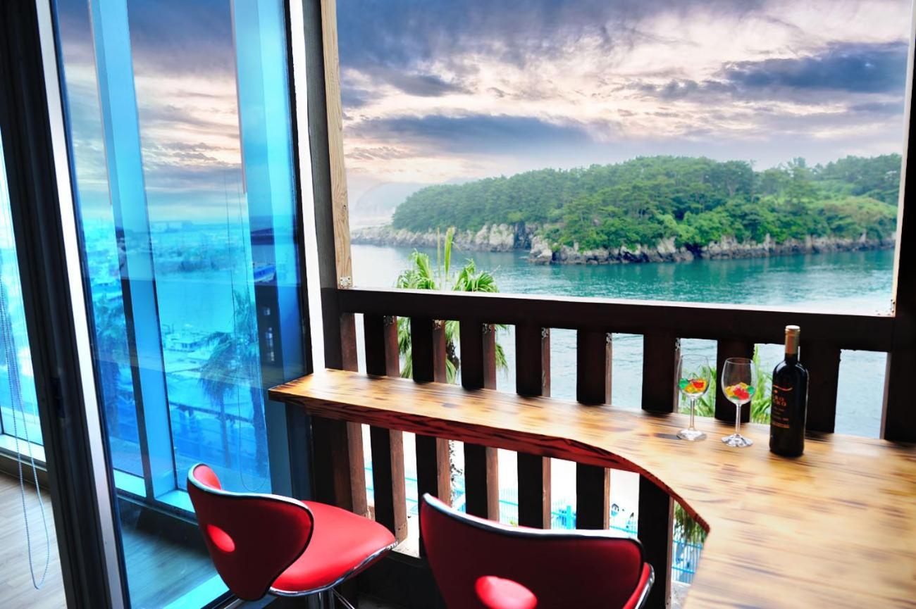 Seom Story Pension ซอกวีโพ ภายนอก รูปภาพ