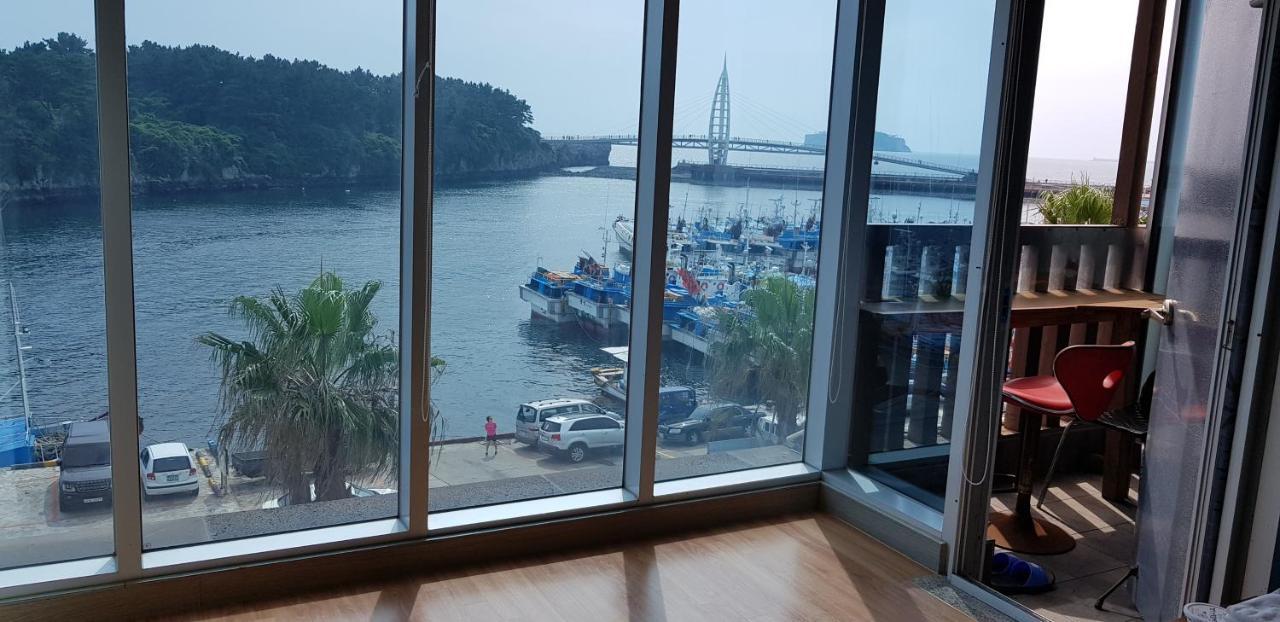 Seom Story Pension ซอกวีโพ ภายนอก รูปภาพ